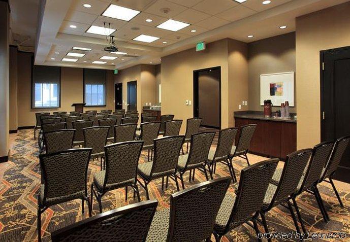 By Marriott Downtown Old Market Area 3*